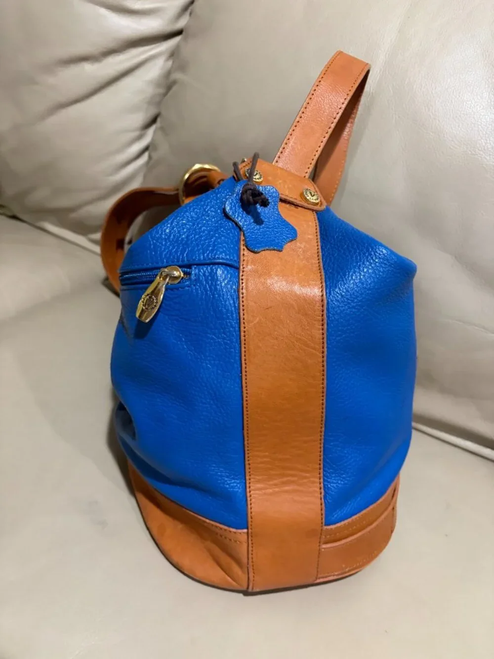 Valentina Italia blue leather bucket bag (Preowned)